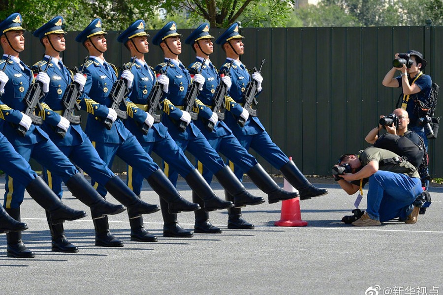 图片默认标题