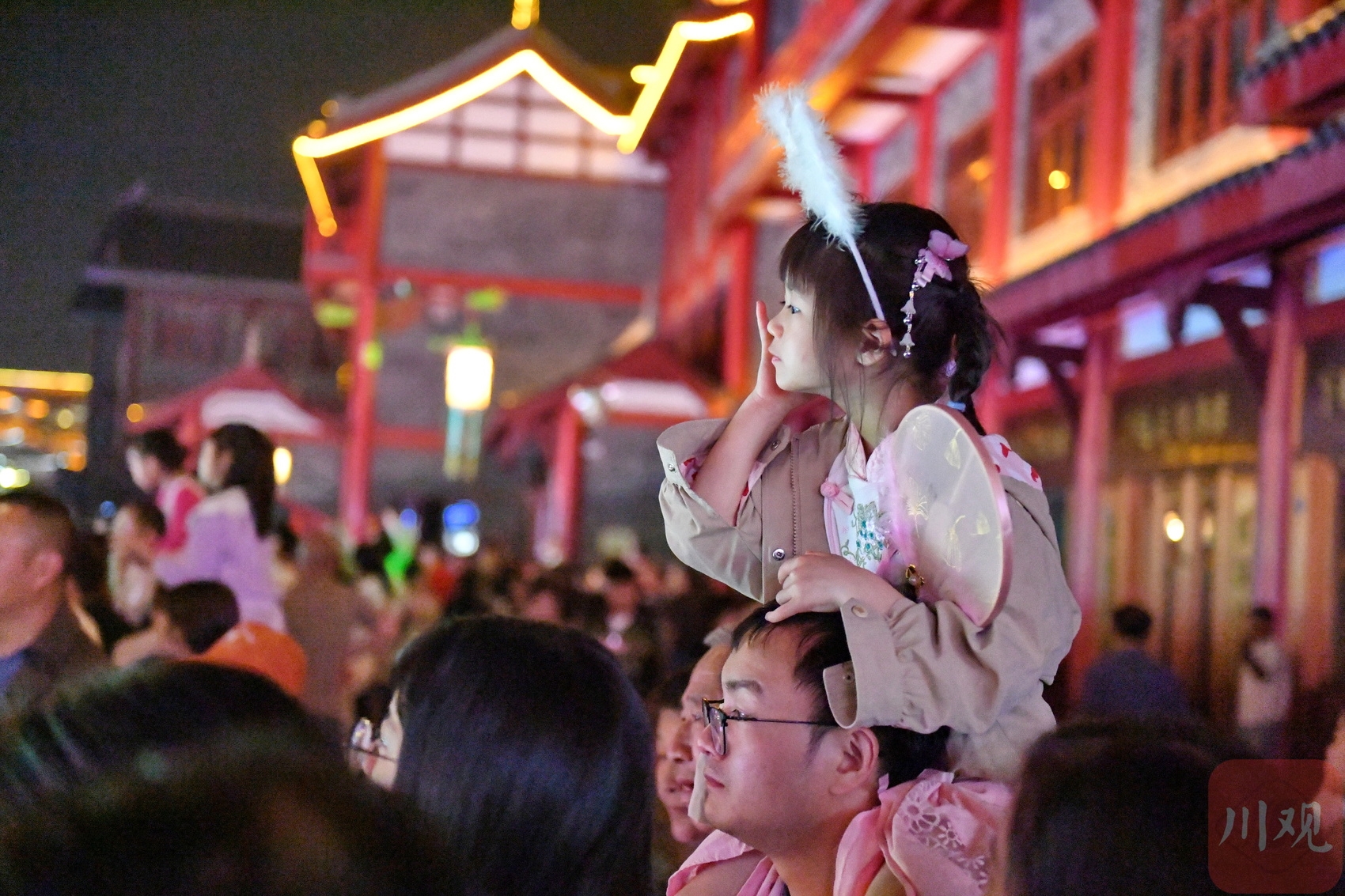 (转载)四川“夜经济”激发“五一”旅游新活力