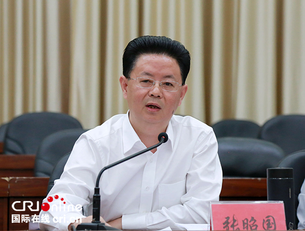 图片默认标题_fororder_1区委书记张昭国出席并讲话