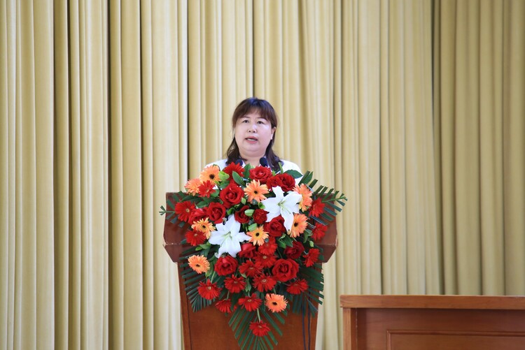 (原创)石家庄市长安区:岗位练兵强技能 以赛促学提素质_fororder_庆祝“护士节”暨技能大练兵活动总结大会现场获奖代表发言。韩宏亮摄