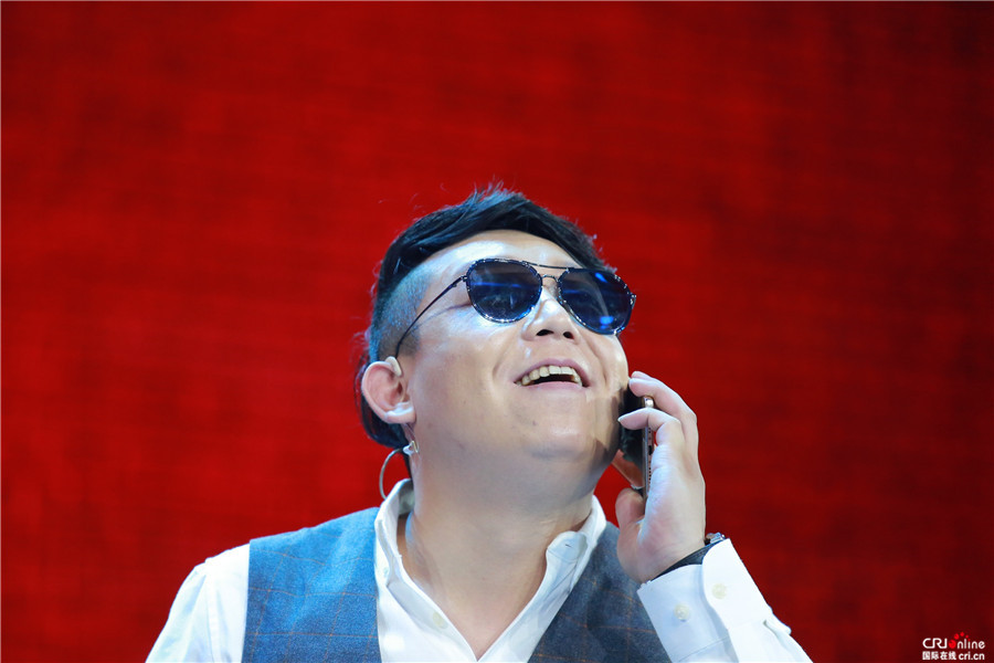 就业难！“黄渤”惊现《笑傲江湖》 竞聘演员抢工作