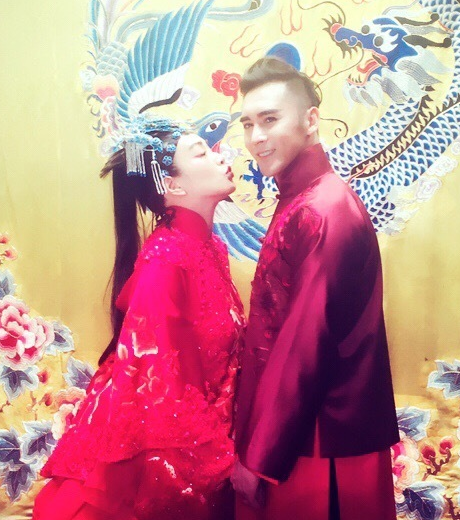 钟丽缇京剧婚纱照曝光 钟丽缇第三次踏入婚姻