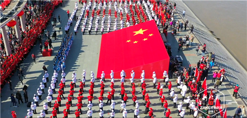 冰城用这4分30秒深情告白：中华人民共和国，我爱你！