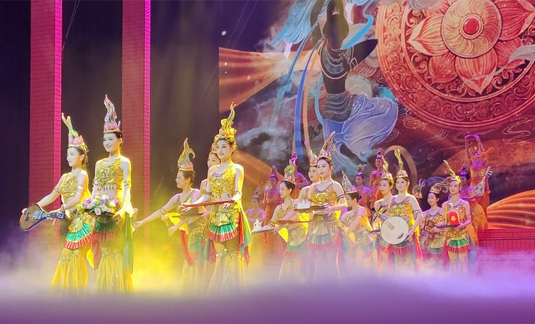 首届“海丝”侨商投资贸易大会在泉召开_fororder_图片4