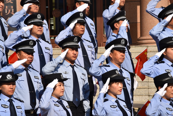 【黑龙江】【供稿】哈尔滨市方正县公安局组织干警大合唱 庆祝新中国成立70周年