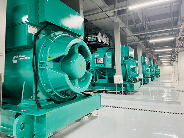 简阳:以项目为抓手大力发展数字产业_fororder_数据中心楼部分机电设备2--供图-简阳市经科信局