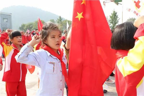 （职务说法已确认）【社会民生】重庆红十字会开展庆祝新中国成立70周年宣传活动