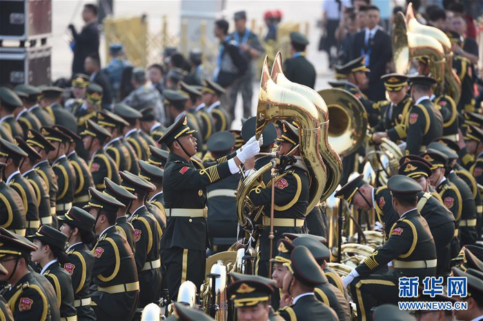 图片默认标题_fororder_军乐团2