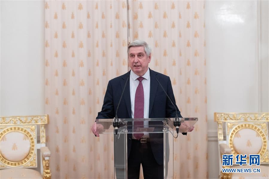 【新华网】纪念中俄建交70周年档案文献展在莫斯科开幕