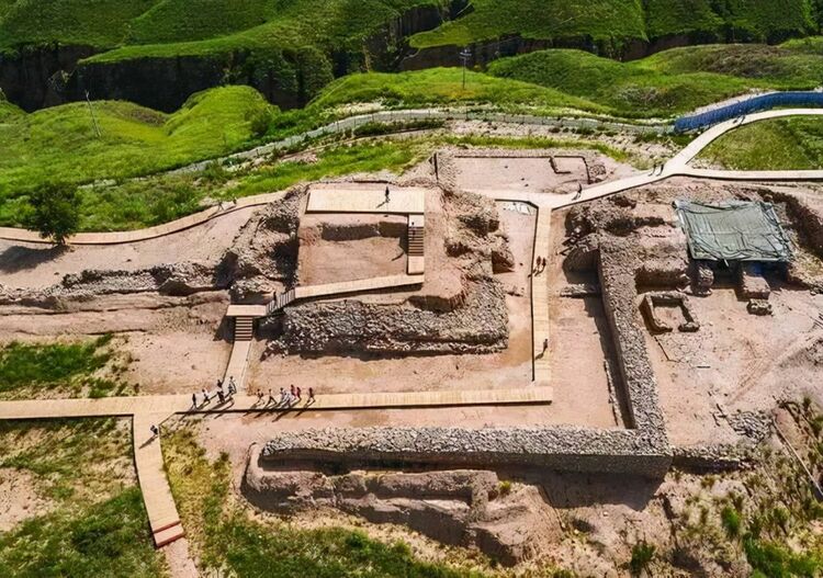 何以中国丨7月9日,一场中华文脉寻根溯源之旅由此开启