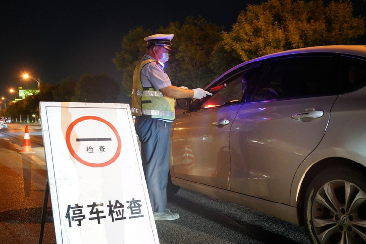 渤海新区黄骅公安:主动精准警务 守护夏夜安全_fororder_图片4