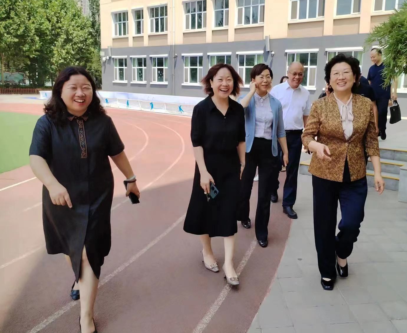 (原创)石家庄市人大常委会副主任李志宏一行到石家庄市育新实验小学开展暑期托管工作专题调研_fororder_微信图片_20230719161605