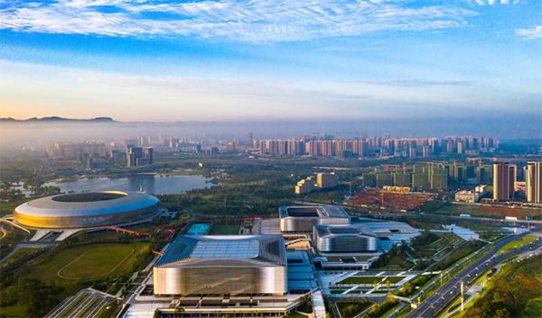 成都龙泉驿区:借大运之势 促城市蝶变_fororder_图片12