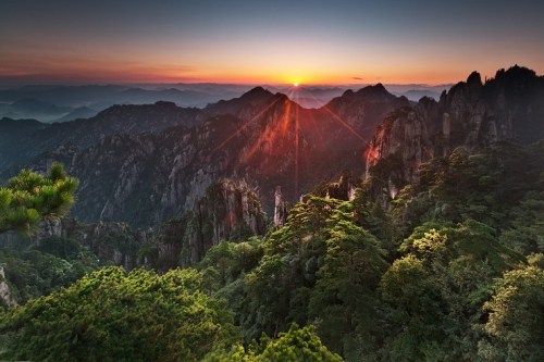 Kabundukan ng Huangshan, Tsina