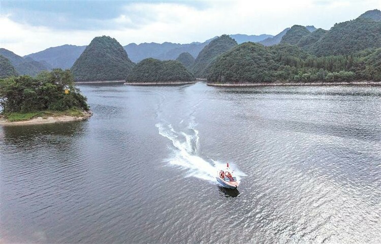 贵阳观山湖:百花湖景美如画_fororder_f4149c52-3cc9-4f80-969e-a6f5a428cebb