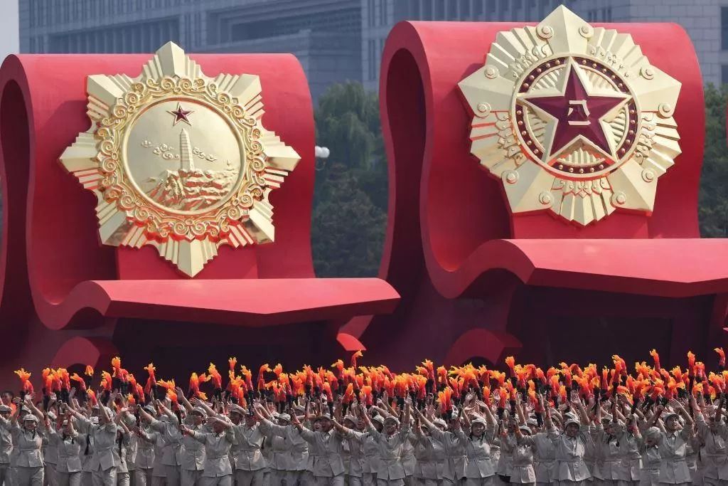 31面战旗有“英雄”,国庆阅兵百面战旗都有什么来头?