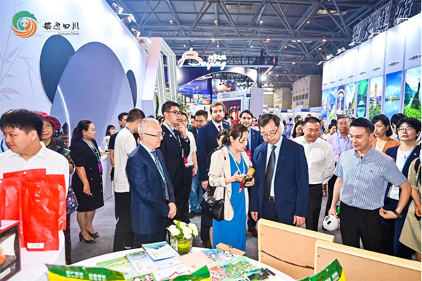 四川作为主宾省亮相第八届中国西部旅游产业博览会_fororder_未标题-1