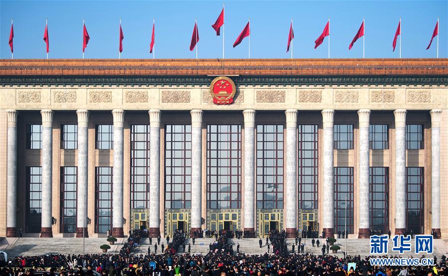 超越时空的启示——新中国七十华诞之际的探寻