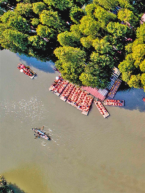 中国经济网@各地欢庆“十一”佳节 市场人气旺盛