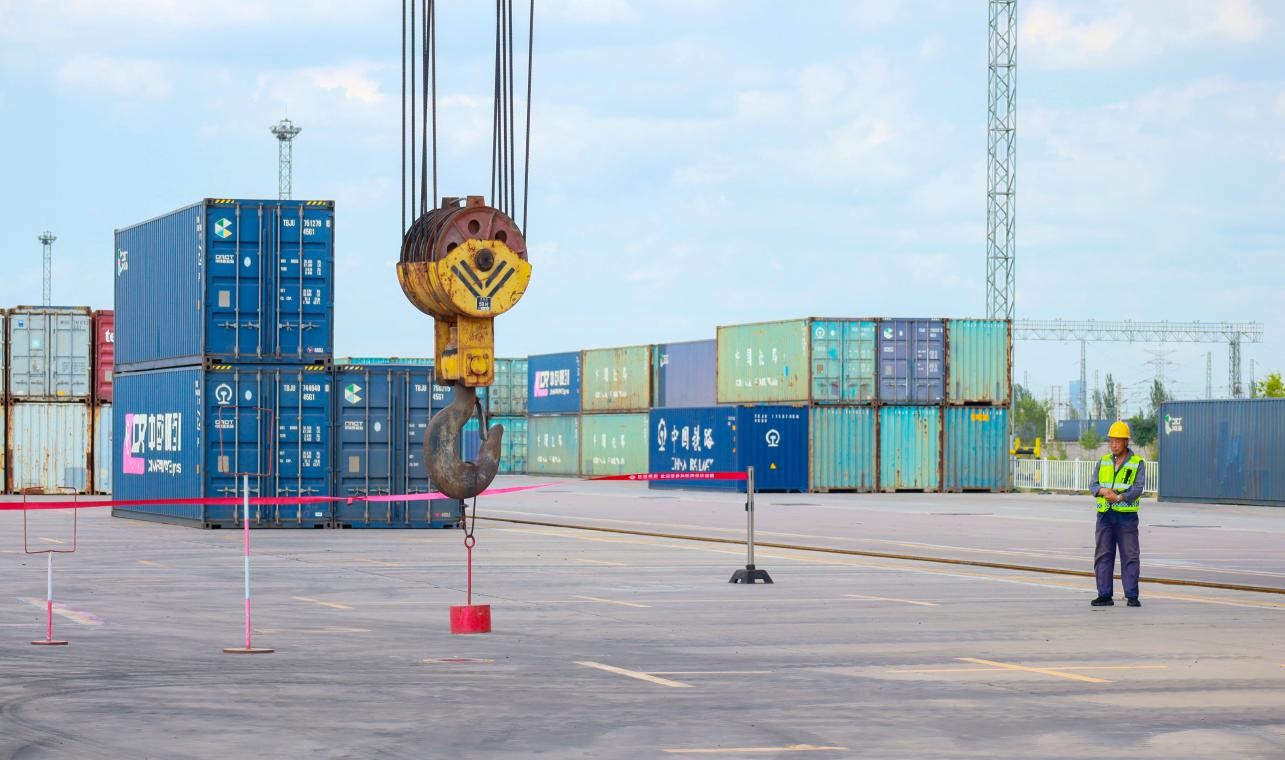 宁夏银川:“一单制”铁海联运班列累计运量突破2000车_fororder_7