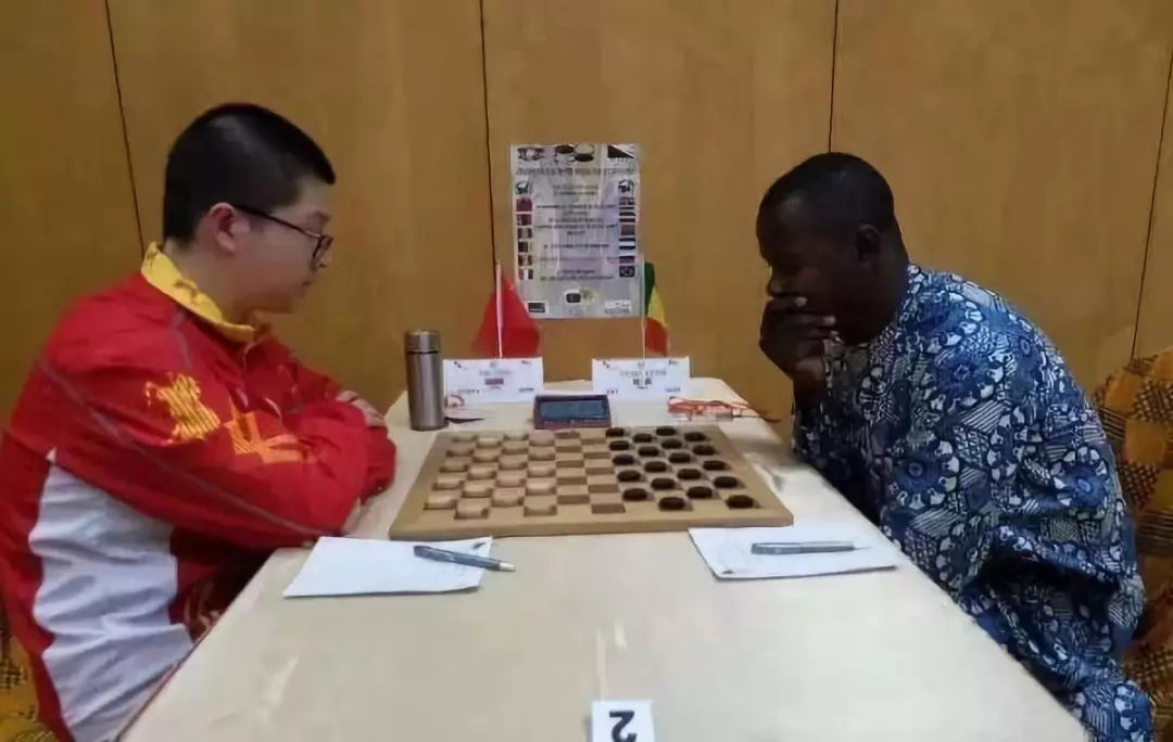 【楚天都市报】牛！15岁高中生登顶亚洲第一！他的考试诀窍太……