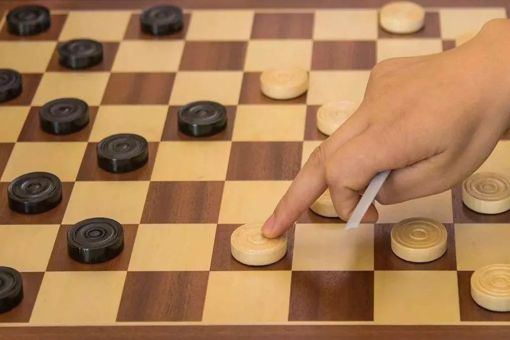 【楚天都市报】牛！15岁高中生登顶亚洲第一！他的考试诀窍太……