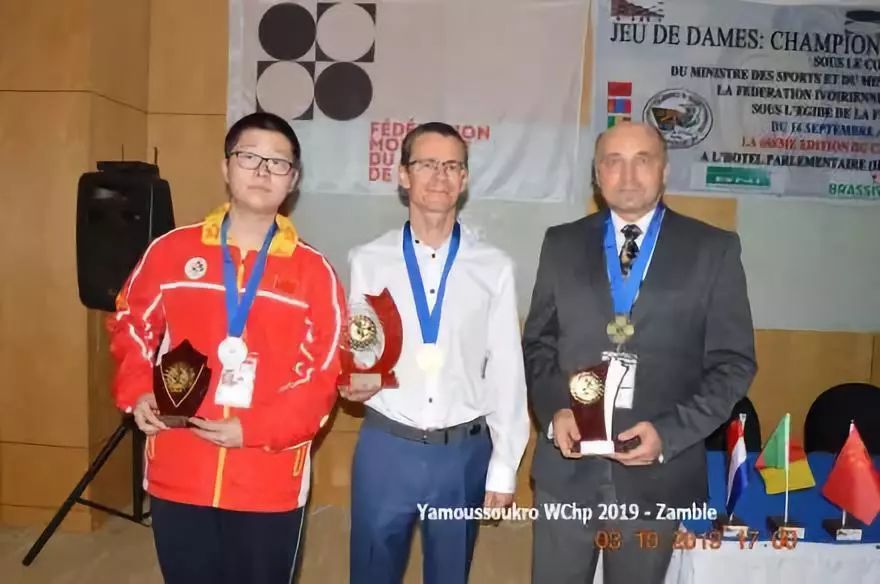 【楚天都市报】牛！15岁高中生登顶亚洲第一！他的考试诀窍太……