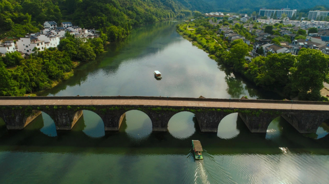 安徽齐云山:“向前一步”打造更有温度的营商环境 安徽齐云山:“向前一步”打造更有温度的营商环境_fororder_21