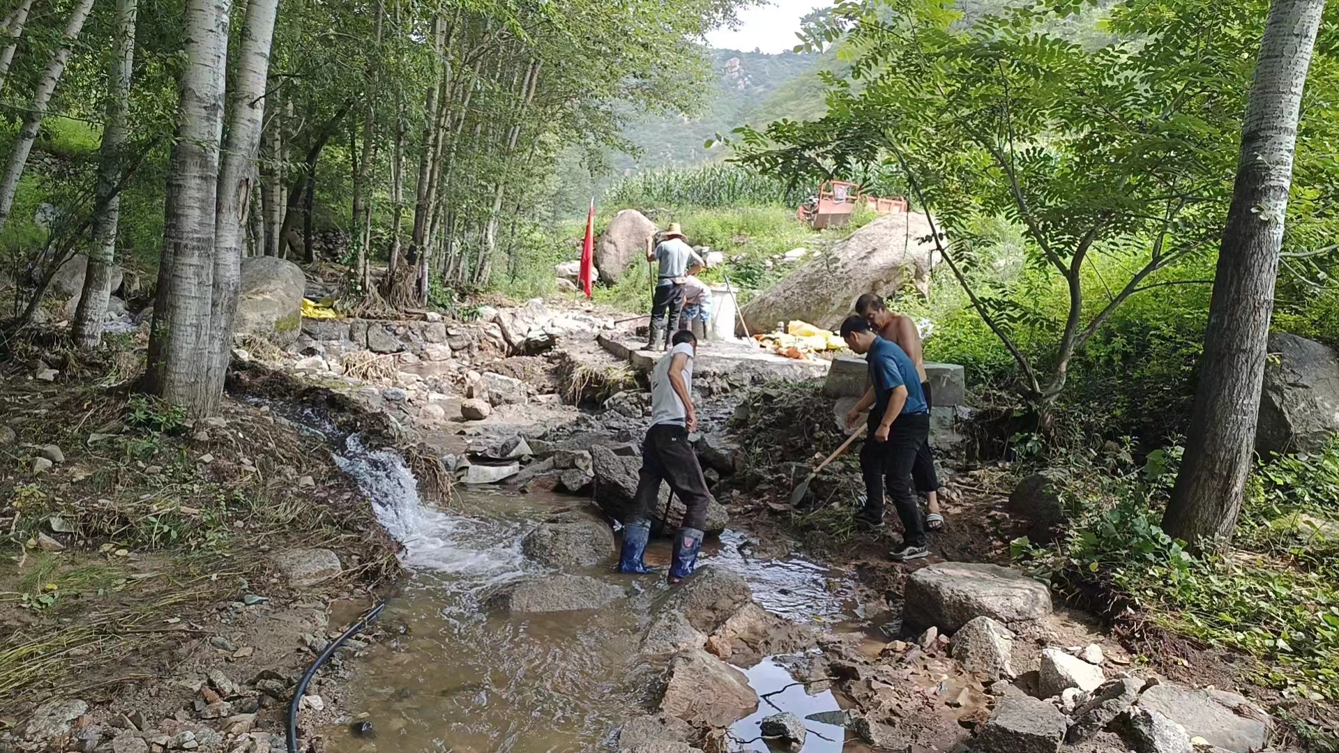 (原创)河北涞源:筑牢守护生命的“红色堤坝”_fororder_图8