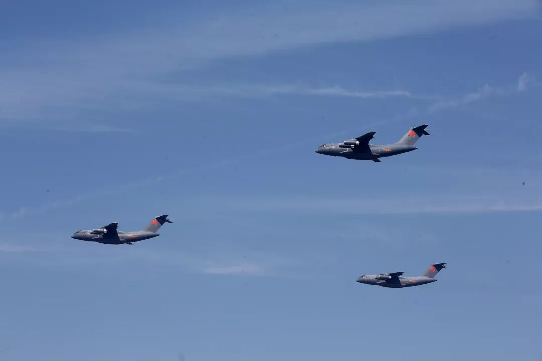 「中国军网」嗨！我是“世界级胖妞”，快来欣赏一下我霸气的美！