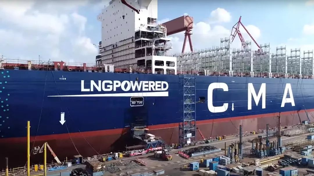 「人民网」这艘“海上巨无霸” ，让海外网友惊羡不已！