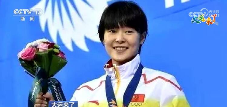 大运来了·从运动员到教练 坚持方能梦圆