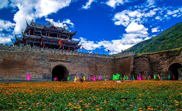 世界你好,我是阿坝|松潘县:聚焦绿色发展 千年高原古城焕新颜_fororder_未标题-1