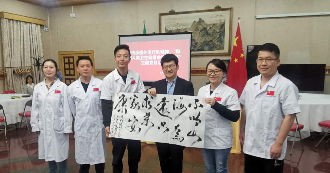 直通使领馆 | 中国驻阿尔及利亚大使李健:阿总统15年来首次访华 开创新格局设定新目标