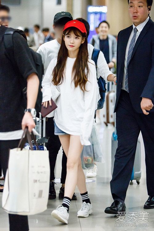 《步步惊心丽》开播 IU李知恩私服街拍很美