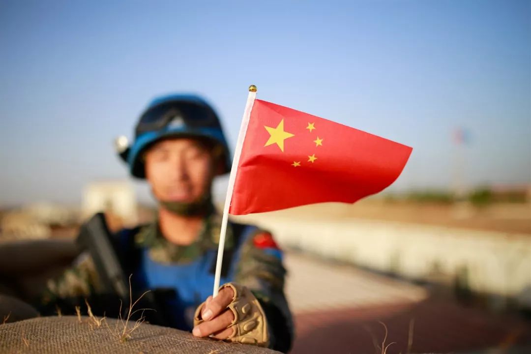 这个国庆,中国军人的身影一直在路上