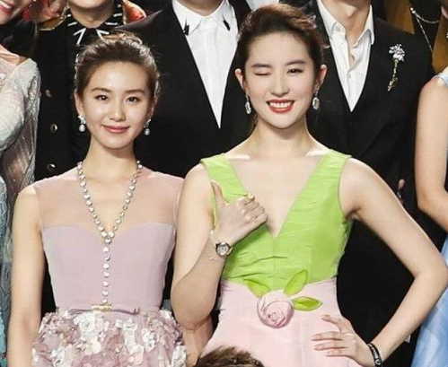 组图：三美下凡！ 杨幂刘诗诗刘亦菲同框美艳惊人