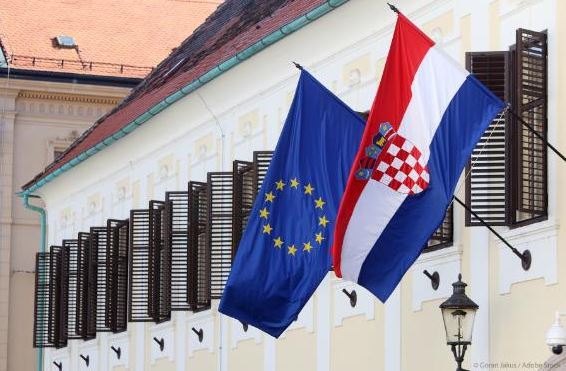 欧盟要在2030年前吸纳西巴尔干国家?专家称“入盟”之路不好走