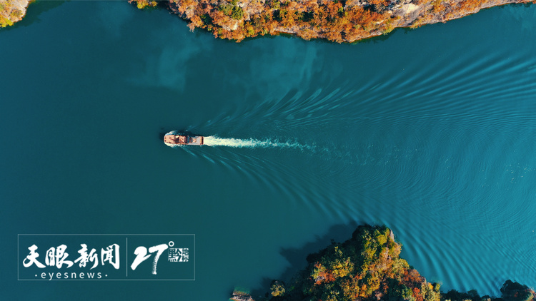 (头条)贵州避暑旺季到来—— 度假订单猛涨 机场旅客激增
