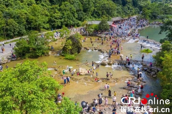 贵州荔波：国庆黄金周旅游收入达8.73亿元