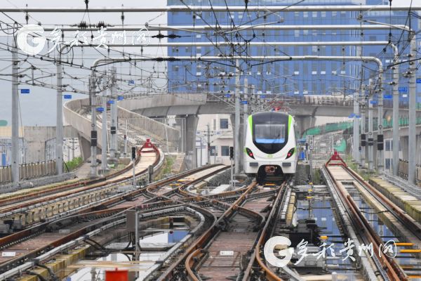 （大交通）国庆期间 贵阳地铁1号线客运量达107.65万乘次