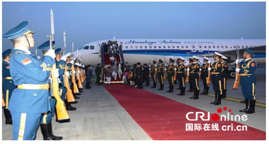 图片默认标题_fororder_由喜马拉雅航空公司值飞的尼泊尔总理专机抵达北京