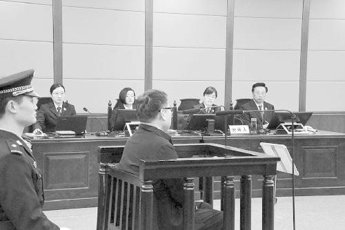 集中在中秋春节等节日受贿 山东一校领导被公诉
