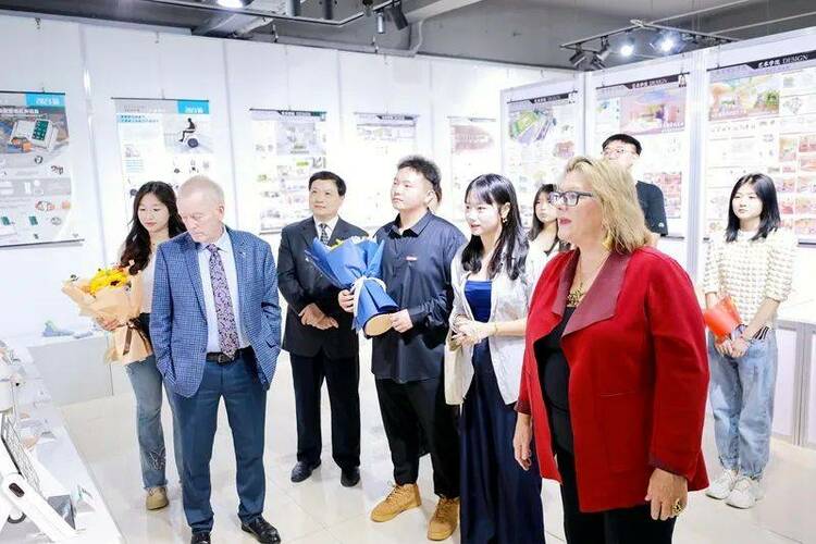 燕京理工学院世界青年领导力论坛打开学生国际视野 燕京理工学院世界青年领导力论坛打开学生国际视野