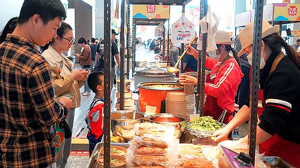 2023新光天地台湾美食节开幕式在成都温江区举办_fororder_美食节现场-供图-成都市温江区委宣传部