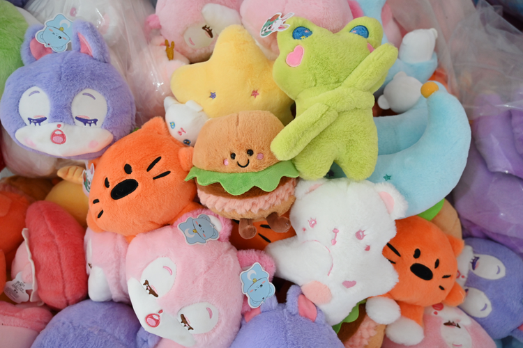 河北盐山:毛绒玩具加工忙 拓宽村民增收路_fororder_图片11