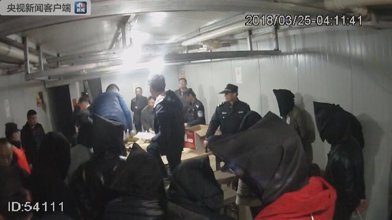 京杭大运河上开赌船！ 镇江警方捣毁一水上赌博团伙抓34人