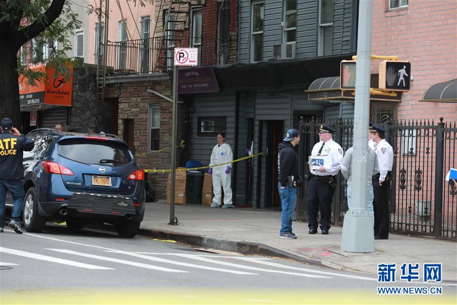 新华网：美国纽约一地下赌场发生枪击案4死3伤