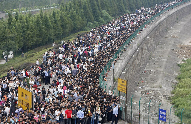 外媒盘点的一组惊人照片 告诉你中国人口有多密集(组图)