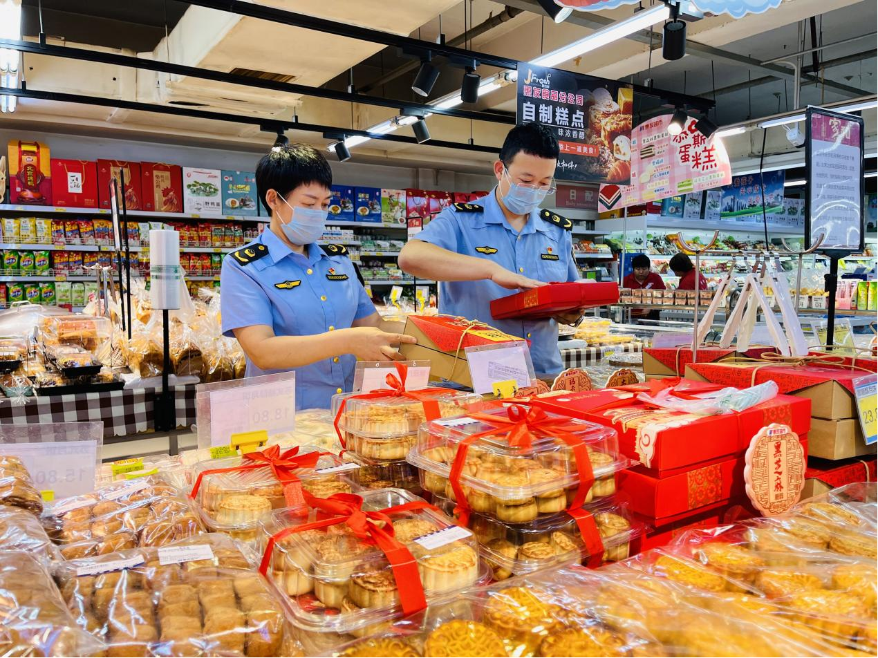 河北涞水:严查“两节”市场 守护舌尖安全_fororder_图片35